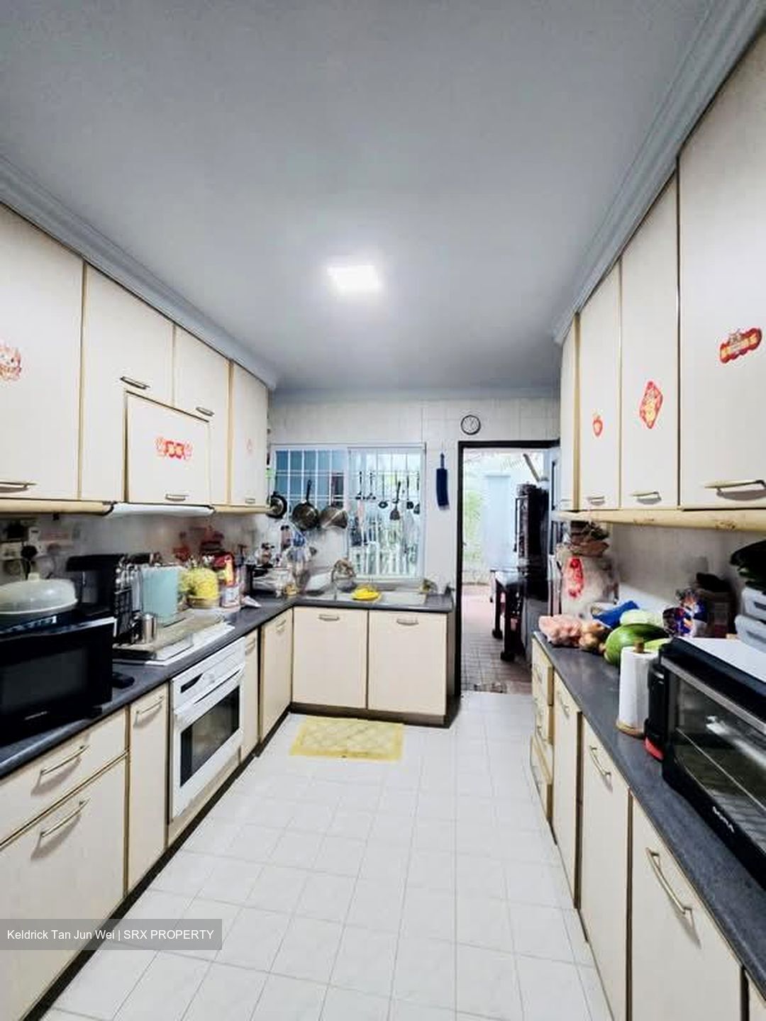 Pinewood Terrace (D25), Terrace #589875591